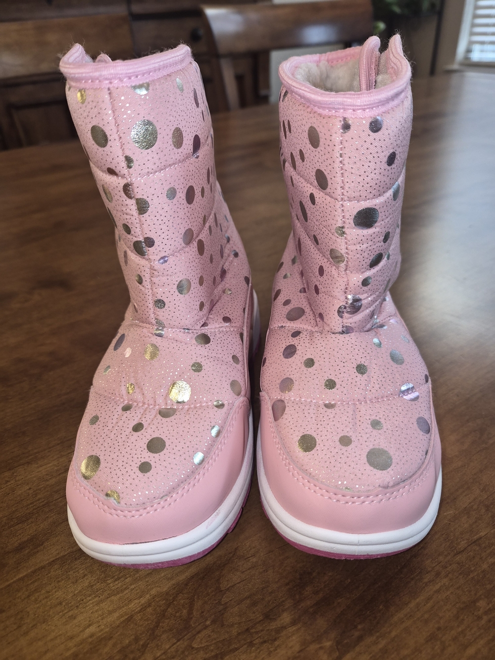 Girls' Pink Dot-Accent Winter Boots with Metallic Polka Detail Sz 13